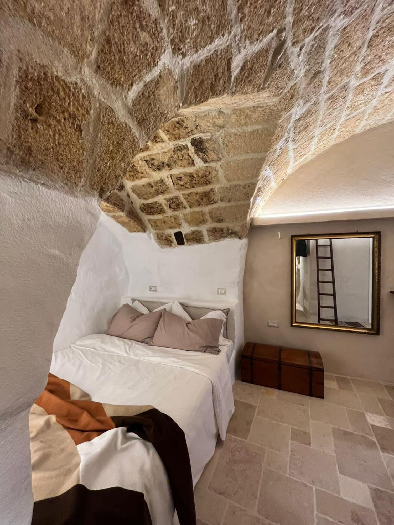 Bed and Breakfast La Segreta Del Castello, Private Access Gioia Del Colle Esterno foto