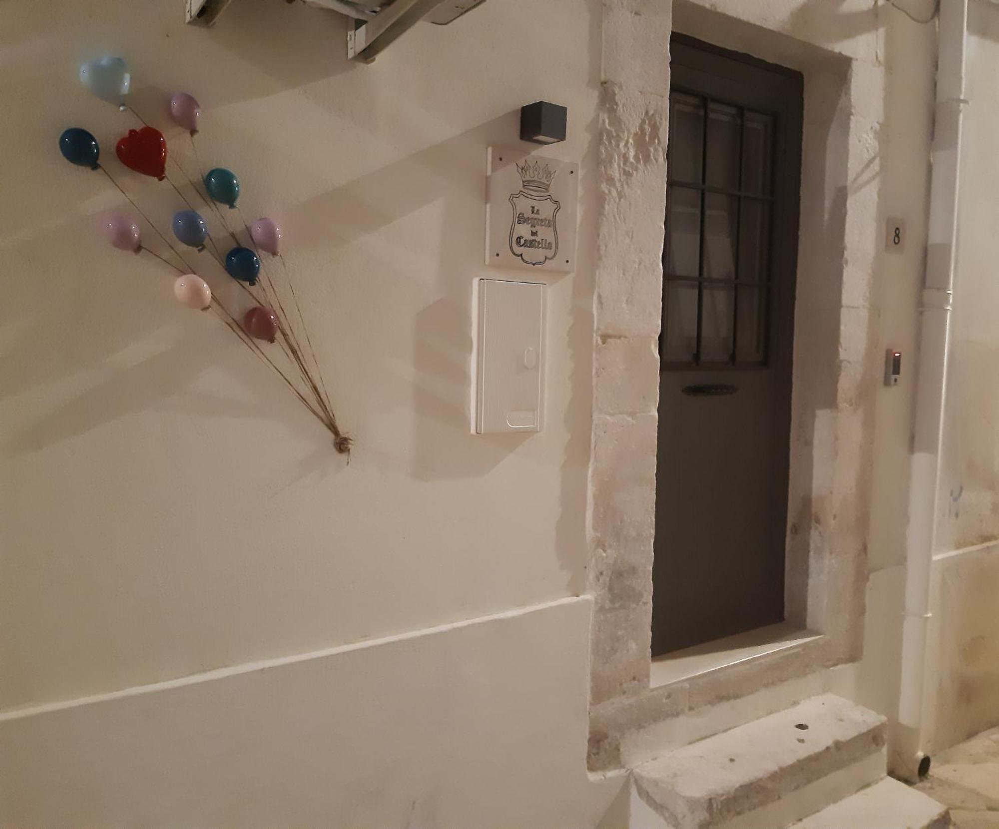 Bed and Breakfast La Segreta Del Castello, Private Access Gioia Del Colle Esterno foto