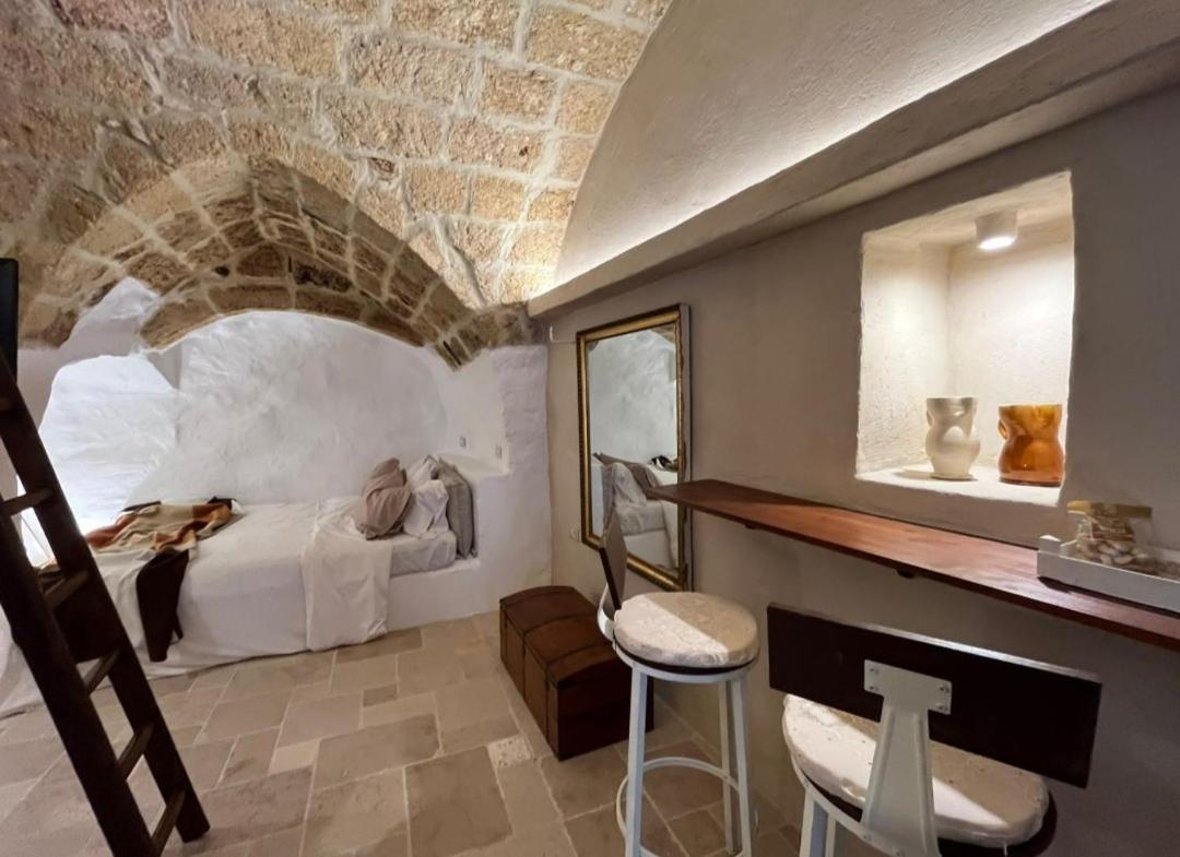 Bed and Breakfast La Segreta Del Castello, Private Access Gioia Del Colle Esterno foto